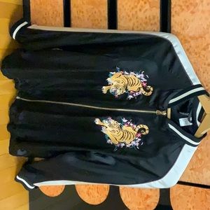 DIVIDED H & M Beautiful & Silky Jacket with Tiger Design